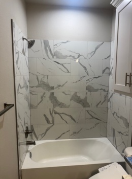 Before Photo of Bathtub 