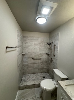 Before Photo of Bathtub 