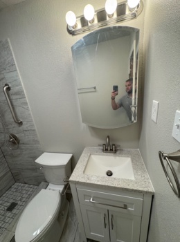 Before Photo of Bathtub 